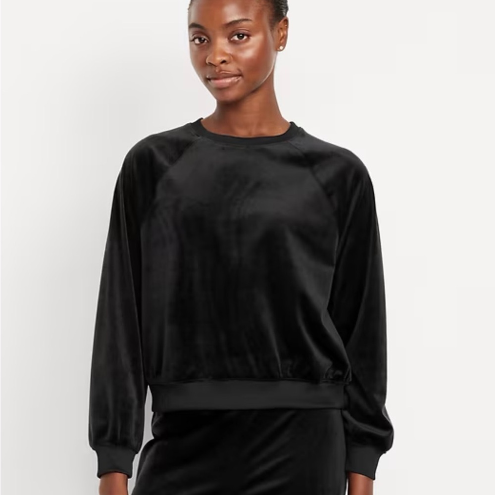 Old Navy Black Women's Junior Velour Sweatshirt NWT Size XS